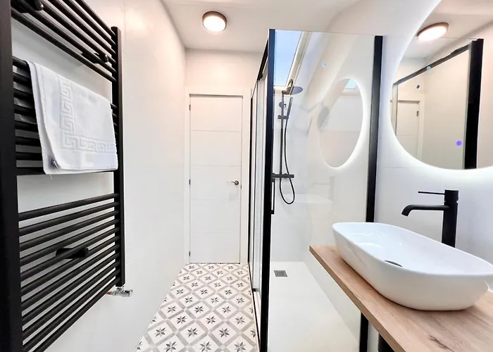 Atico La Canal - Monabri Santa Cruz De Bezana